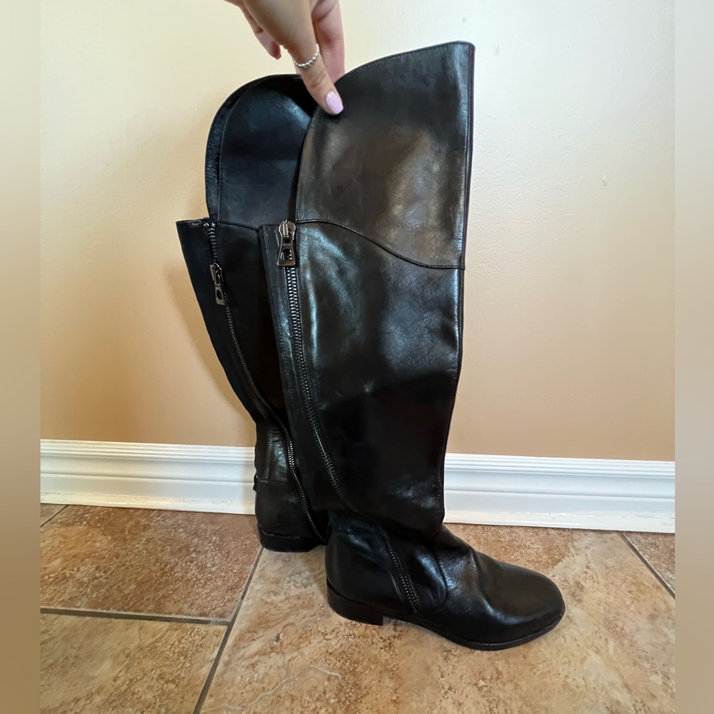 🔥HOST PICK🔥Leather Knee High Bootie